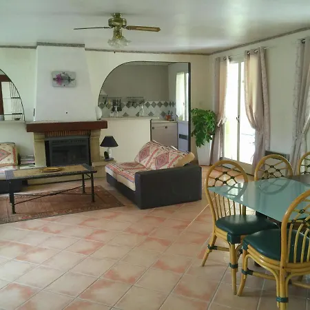 Modern Holiday In With Swimming Pool Casa vacanze Céreste